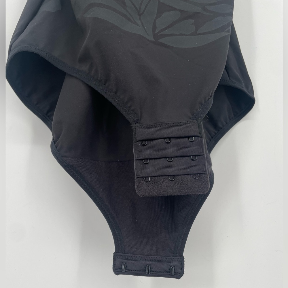 Maidenform Black Floral Print Fitted Stretch Shapewear Bodysuit - Picture 12 of 14